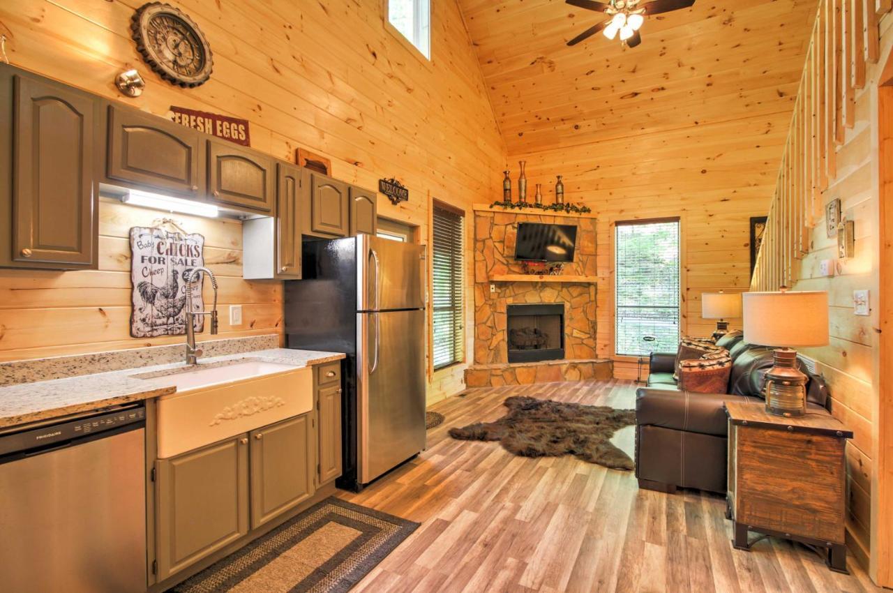 Gatlinburg Cabin With Hot Tub 5 Mi To Downtown Ngoại thất bức ảnh
