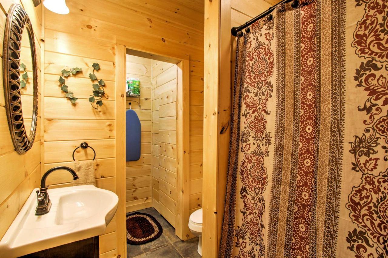 Gatlinburg Cabin With Hot Tub 5 Mi To Downtown Ngoại thất bức ảnh
